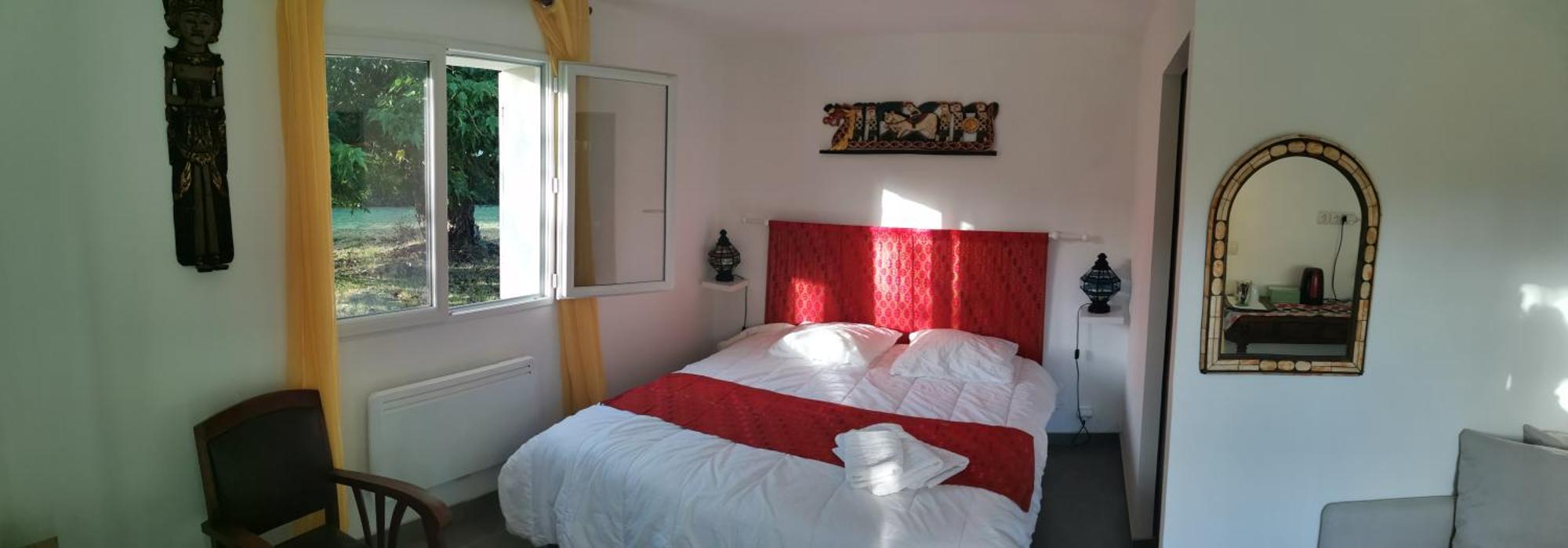 Les Rouges Gorges Bed & Breakfast Lugos Bagian luar foto